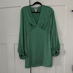 H&M Green Long Sleeve Dress